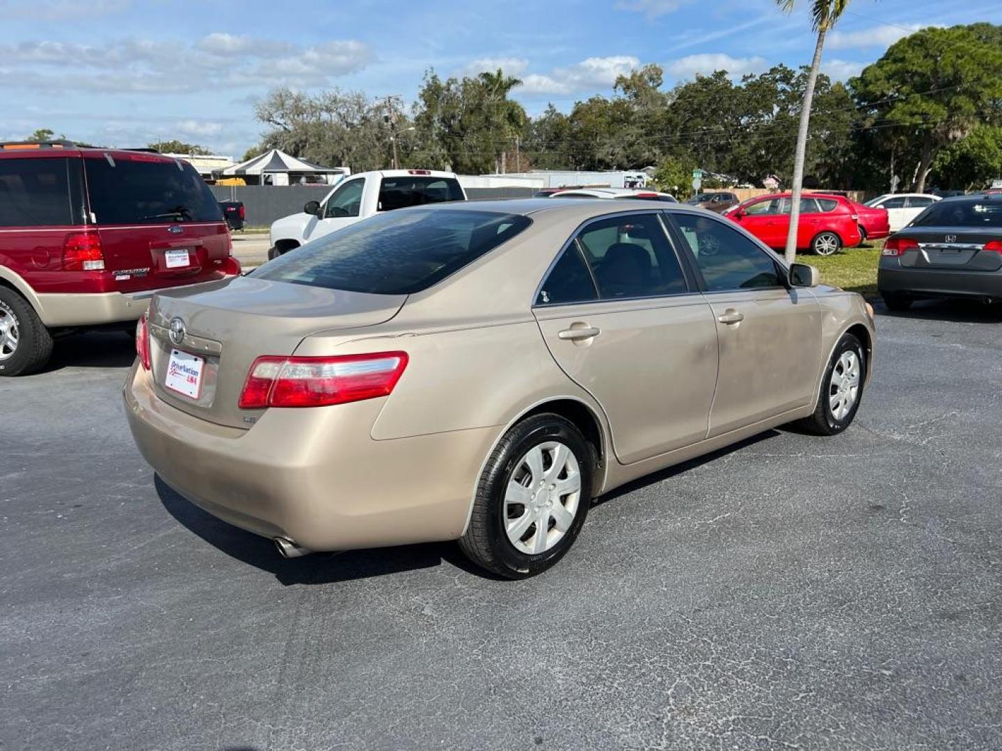 2008 GOLD TOYOTA CAMRY CE (4T1BE46K38U) with an 2.4L engine, Automatic transmission, located at 2929 9th St. West, Bradenton, 34205, (941) 242-2810, 27.473591, -82.570679 - Photo#6