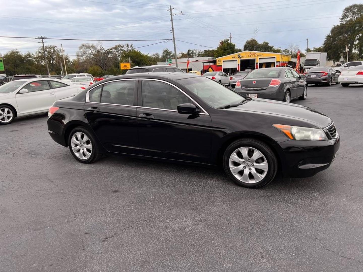 2008 BLACK HONDA ACCORD EXL (1HGCP26858A) with an 2.4L engine, Automatic transmission, located at 2929 9th St. West, Bradenton, 34205, (941) 242-2810, 27.473591, -82.570679 - Photo#2