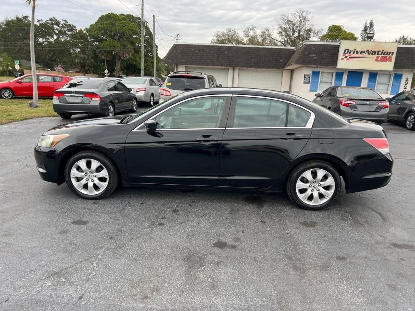 2008 BLACK HONDA ACCORD EXL (1HGCP26858A) with an 2.4L engine, Automatic transmission, located at 2929 9th St. West, Bradenton, 34205, (941) 242-2810, 27.473591, -82.570679 - Photo#5