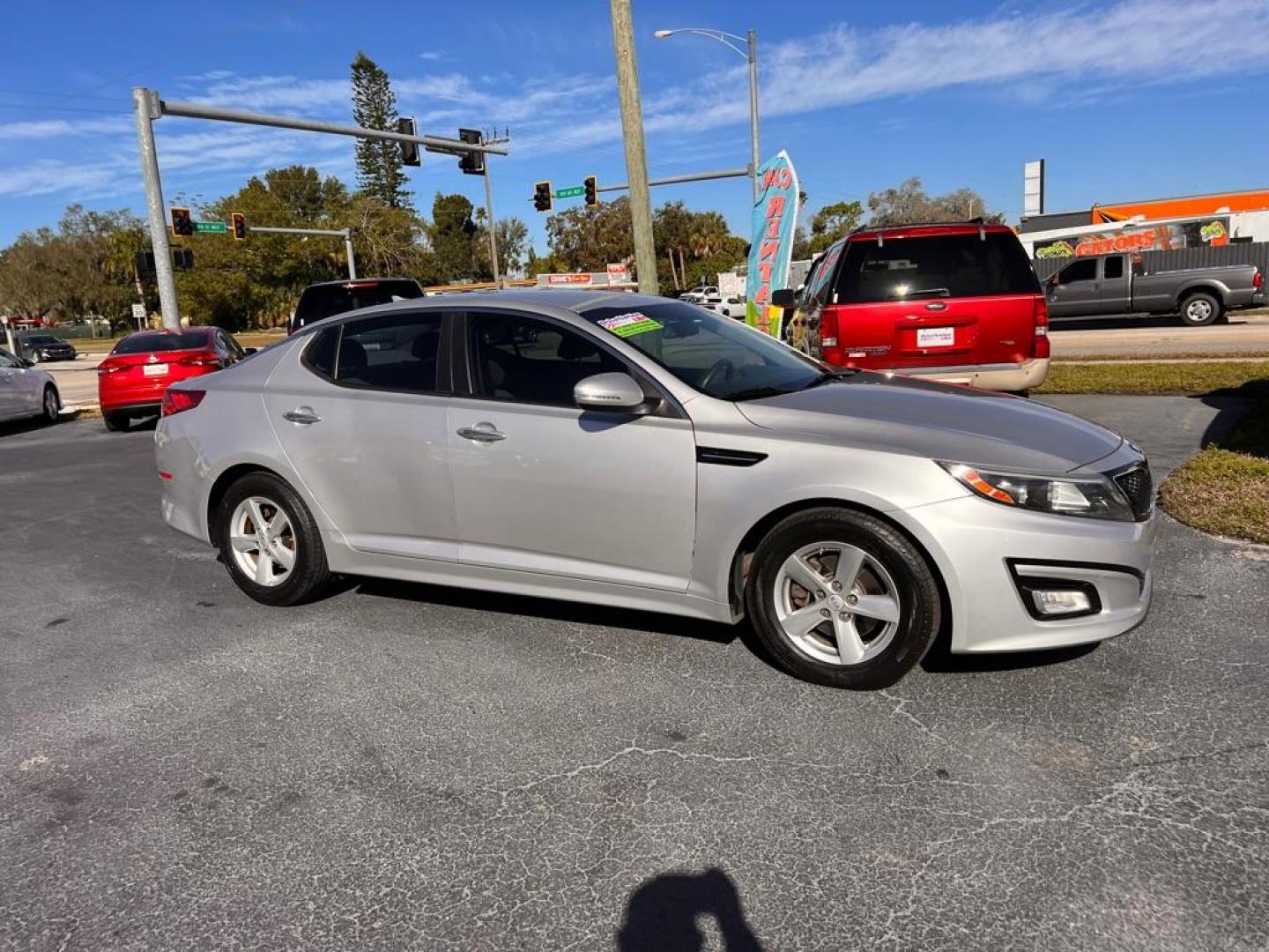 2014 SILVER KIA OPTIMA LX (5XXGM4A76EG) with an 2.4L engine, Automatic transmission, located at 2929 9th St. West, Bradenton, 34205, (941) 242-2810, 27.473591, -82.570679 - Photo#1