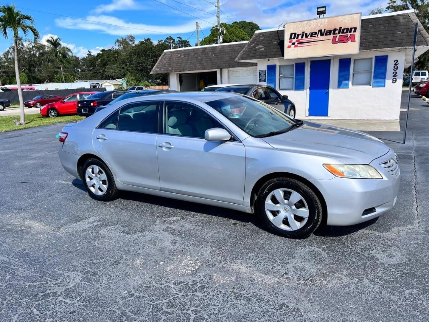 2008 SILVER TOYOTA CAMRY CE (4T1BE46K28U) with an 2.4L engine, Automatic transmission, located at 2929 9th St. West, Bradenton, 34205, (941) 242-2810, 27.473591, -82.570679 - Photo#0