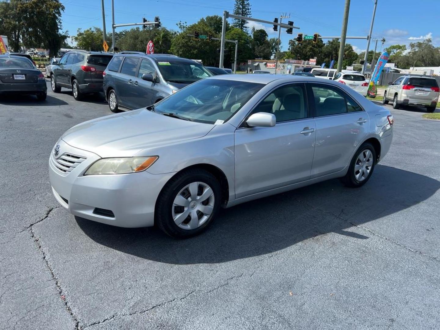 2008 SILVER TOYOTA CAMRY CE (4T1BE46K28U) with an 2.4L engine, Automatic transmission, located at 2929 9th St. West, Bradenton, 34205, (941) 242-2810, 27.473591, -82.570679 - Photo#3