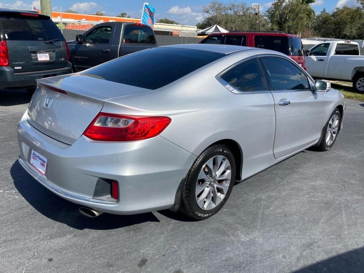 2013 SILVER HONDA ACCORD EX (1HGCT1B79DA) with an 2.4L engine, Continuously Variable transmission, located at 2929 9th St. West, Bradenton, 34205, (941) 242-2810, 27.473591, -82.570679 - Photo#2