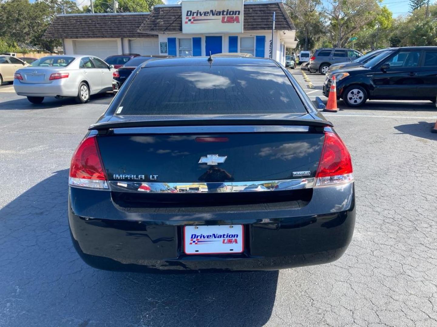 2011 BLACK CHEVROLET IMPALA LT (2G1WB5EK6B1) with an 3.5L engine, Automatic transmission, located at 2929 9th St. West, Bradenton, 34205, (941) 242-2810, 27.473591, -82.570679 - Photo#3