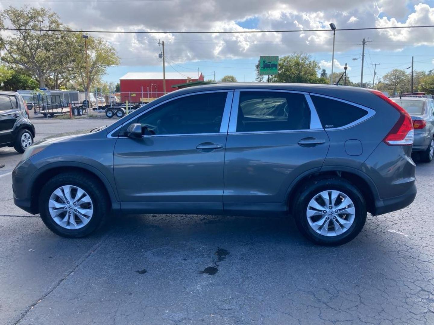 2012 GRAY HONDA CR-V EX (5J6RM3H57CL) with an 2.4L engine, Automatic transmission, located at 2929 9th St. West, Bradenton, 34205, (941) 242-2810, 27.473591, -82.570679 - Photo#5