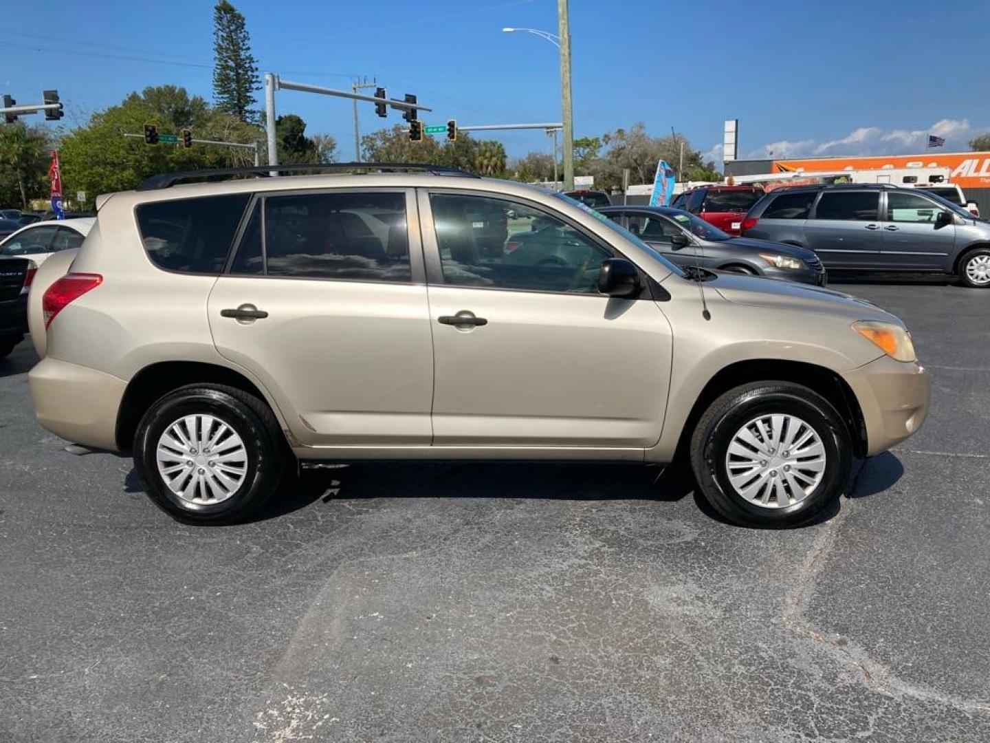 2008 GOLD TOYOTA RAV4 (JTMZD33V885) with an 2.4L engine, Automatic transmission, located at 2929 9th St. West, Bradenton, 34205, (941) 242-2810, 27.473591, -82.570679 - Photo#1