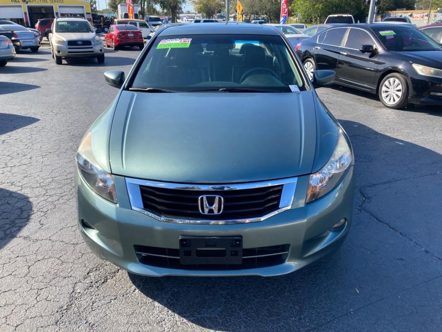 2008 GRAY HONDA ACCORD EXL (1HGCP36828A) with an 3.5L engine, Automatic transmission, located at 2929 9th St. West, Bradenton, 34205, (941) 242-2810, 27.473591, -82.570679 - Photo#7