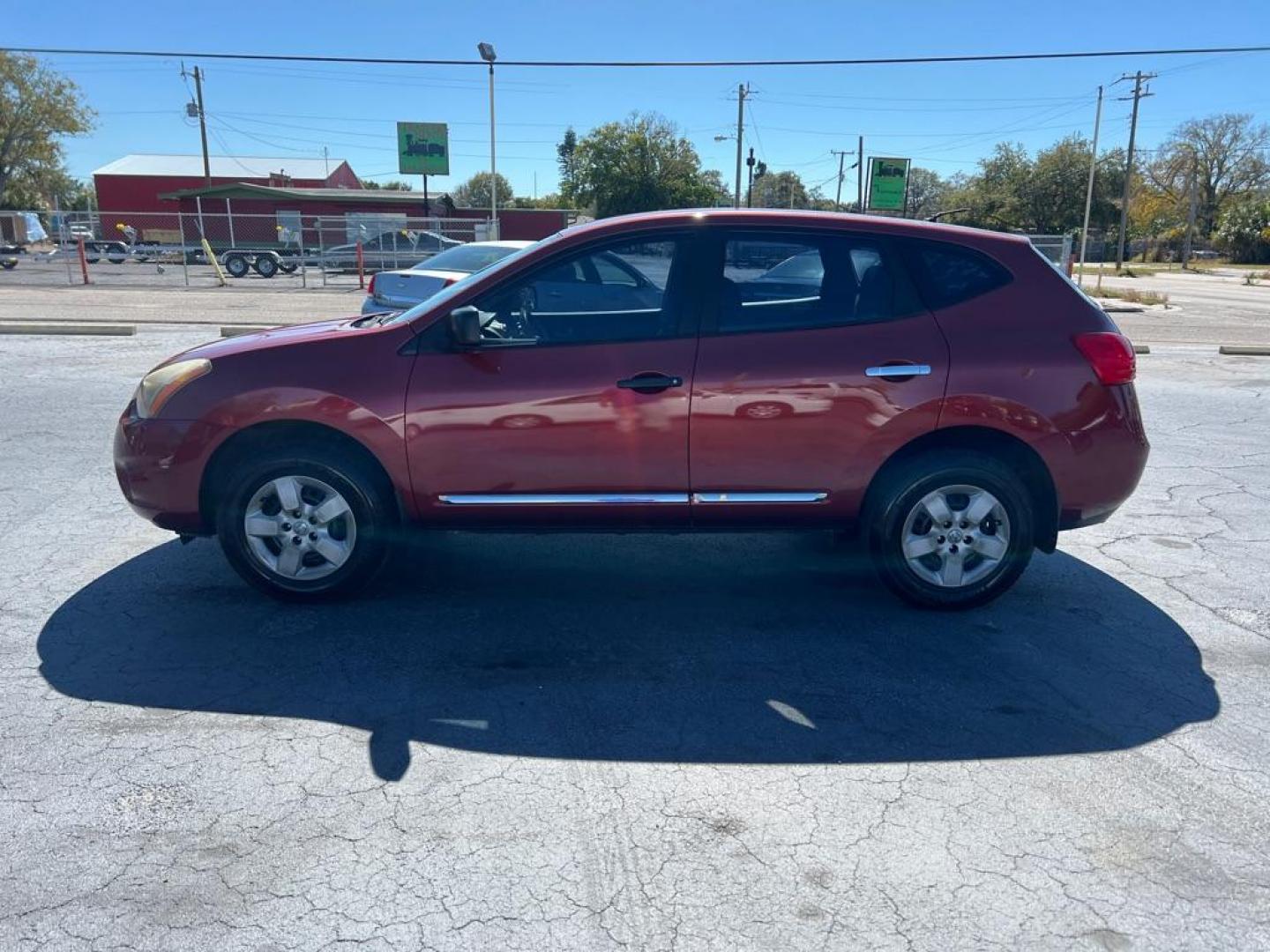 2015 RED NISSAN ROGUE SELECT S (JN8AS5MTXFW) with an 2.5L engine, Continuously Variable transmission, located at 2929 9th St. West, Bradenton, 34205, (941) 242-2810, 27.473591, -82.570679 - Photo#4