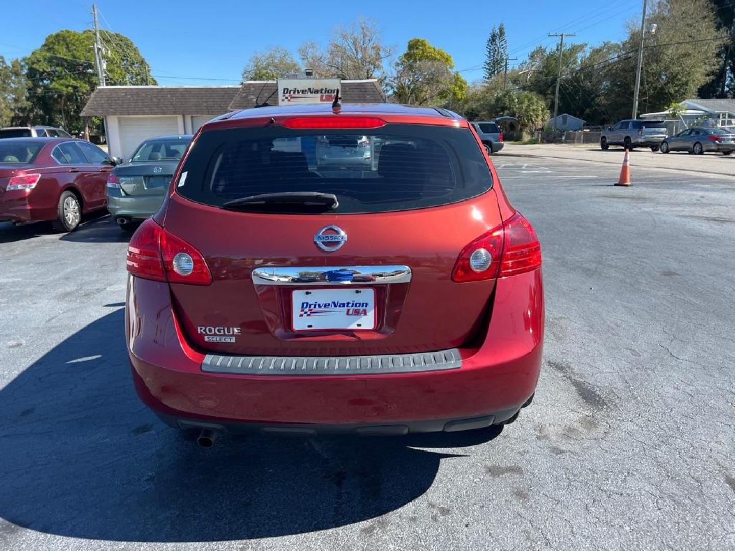 2015 RED NISSAN ROGUE SELECT S (JN8AS5MTXFW) with an 2.5L engine, Continuously Variable transmission, located at 2929 9th St. West, Bradenton, 34205, (941) 242-2810, 27.473591, -82.570679 - Photo#6