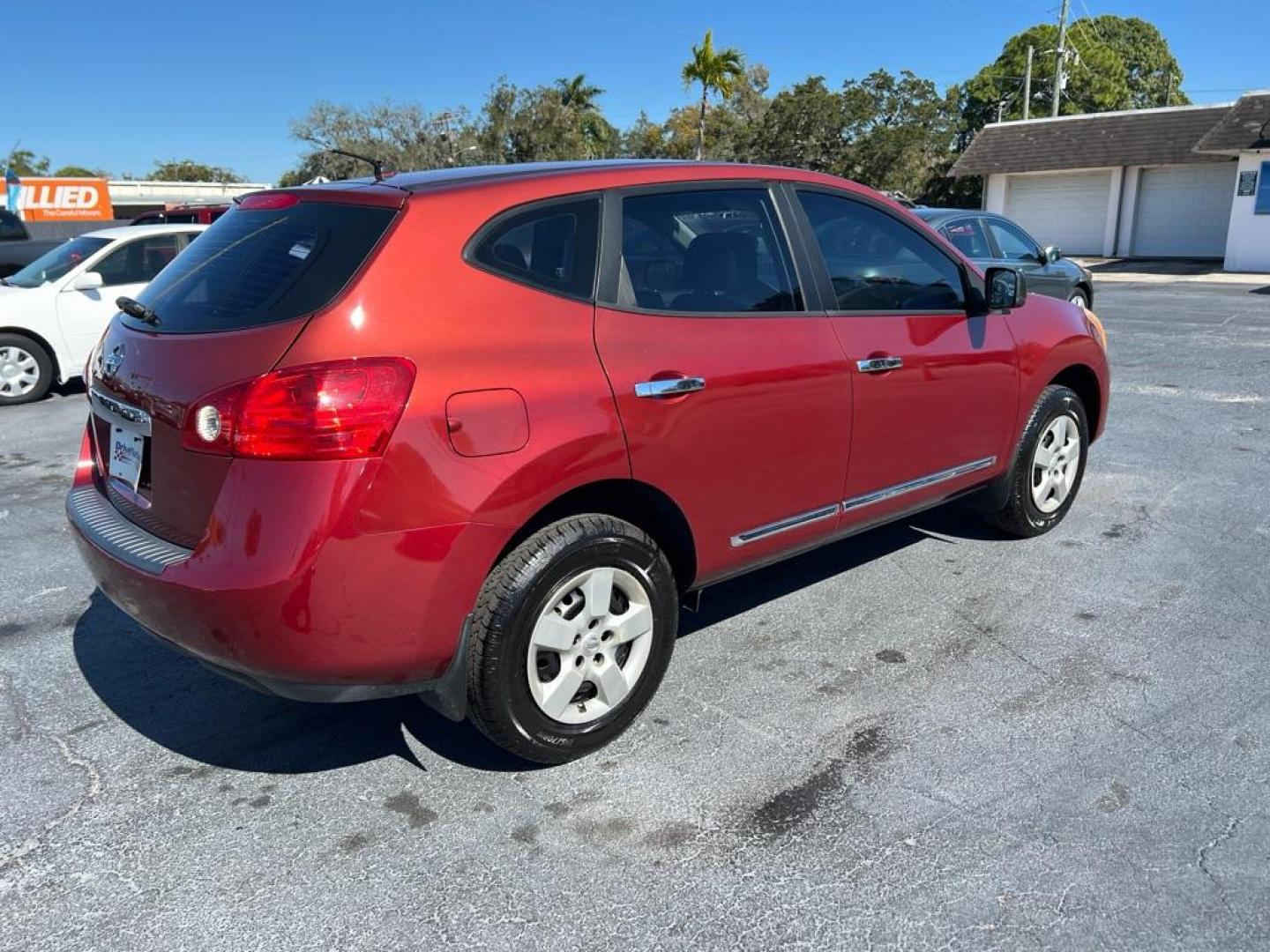 2015 RED NISSAN ROGUE SELECT S (JN8AS5MTXFW) with an 2.5L engine, Continuously Variable transmission, located at 2929 9th St. West, Bradenton, 34205, (941) 242-2810, 27.473591, -82.570679 - Photo#7