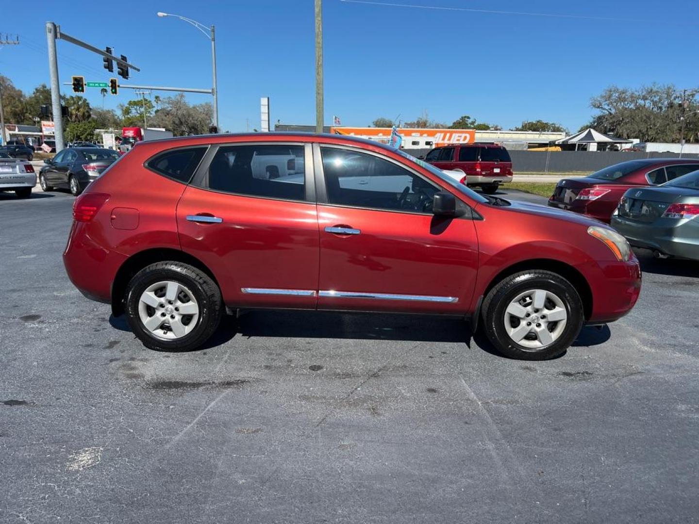 2015 RED NISSAN ROGUE SELECT S (JN8AS5MTXFW) with an 2.5L engine, Continuously Variable transmission, located at 2929 9th St. West, Bradenton, 34205, (941) 242-2810, 27.473591, -82.570679 - Photo#8