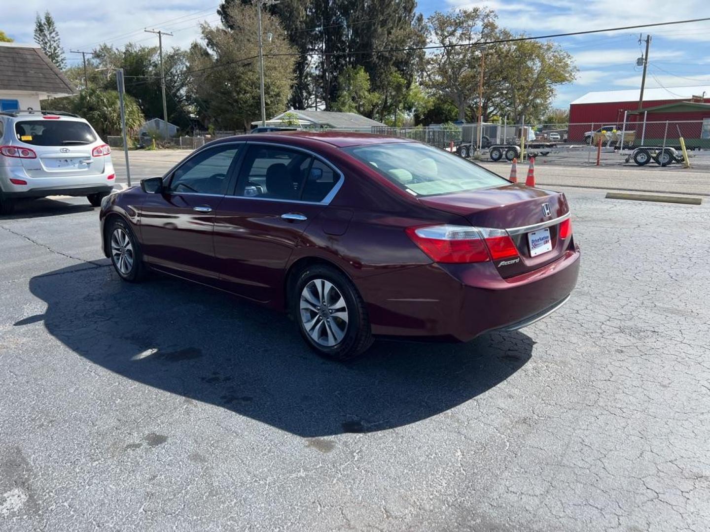 2013 RED HONDA ACCORD LX (1HGCR2F38DA) with an 2.4L engine, Continuously Variable transmission, located at 2929 9th St. West, Bradenton, 34205, (941) 242-2810, 27.473591, -82.570679 - Photo#5