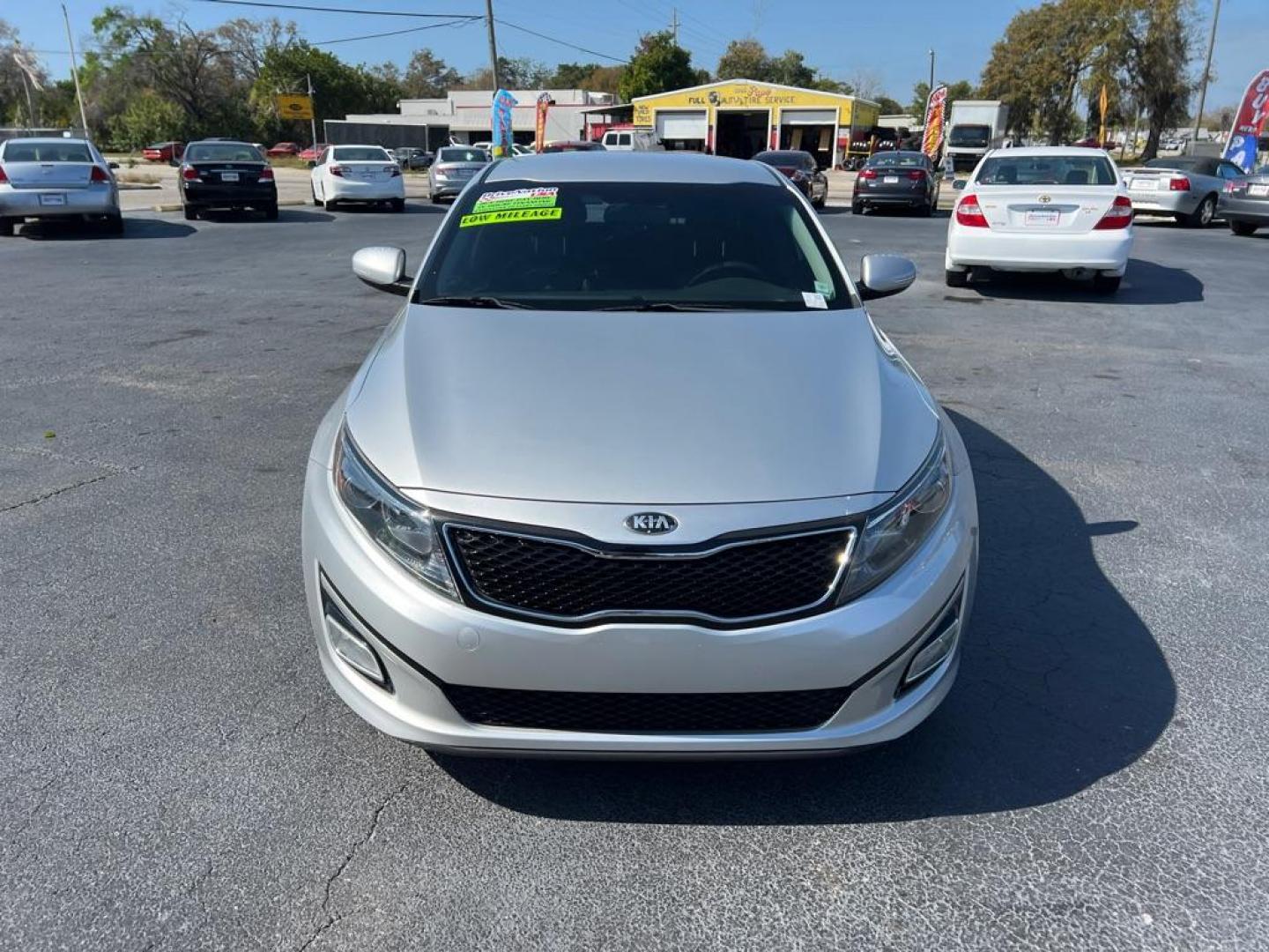 2014 SILVER KIA OPTIMA LX (KNAGM4A73E5) with an 2.4L engine, Automatic transmission, located at 2929 9th St. West, Bradenton, 34205, (941) 242-2810, 27.473591, -82.570679 - Photo#2