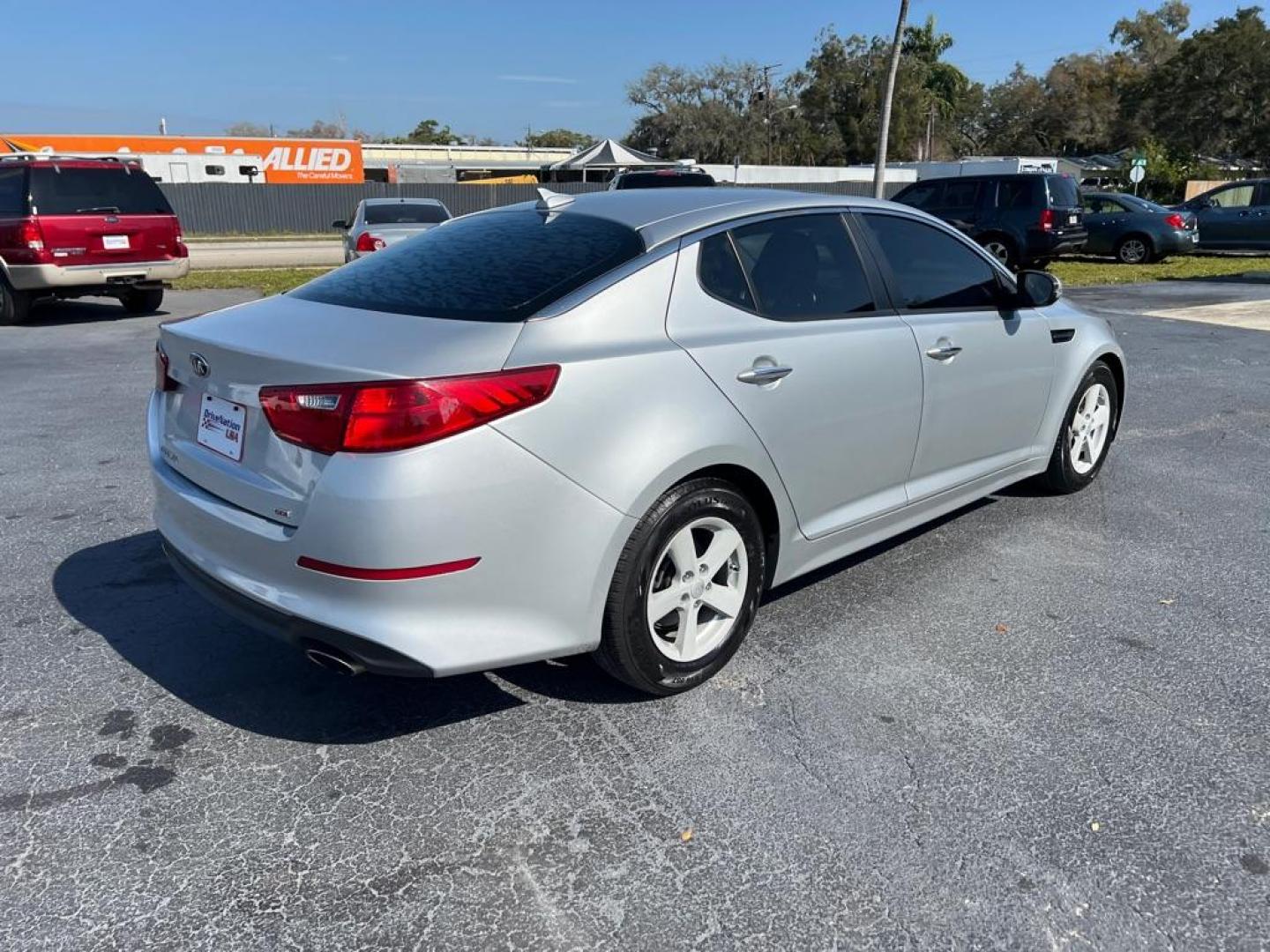 2014 SILVER KIA OPTIMA LX (KNAGM4A73E5) with an 2.4L engine, Automatic transmission, located at 2929 9th St. West, Bradenton, 34205, (941) 242-2810, 27.473591, -82.570679 - Photo#7