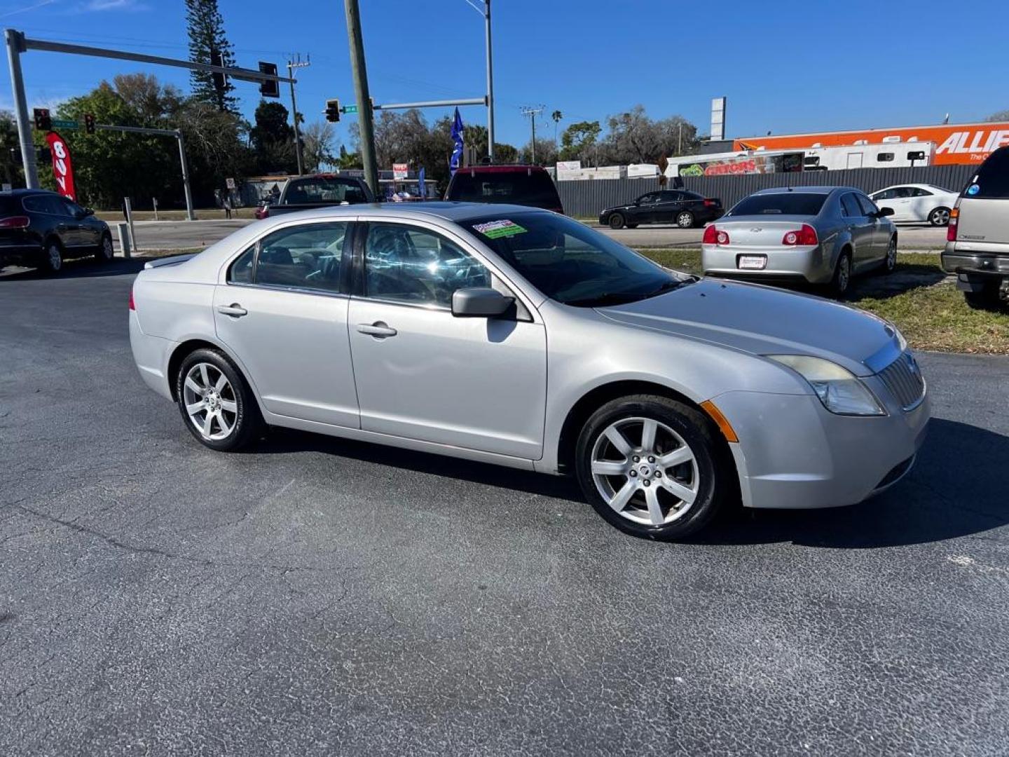 2010 SILVER MERCURY MILAN PREMIER (3MEHM0JG4AR) with an 3.0L engine, Automatic transmission, located at 2929 9th St. West, Bradenton, 34205, (941) 242-2810, 27.473591, -82.570679 - Photo#1