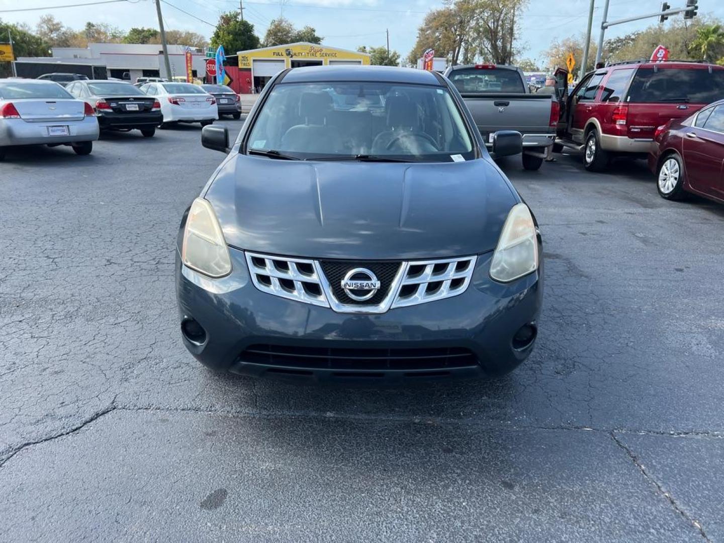 2012 GRAY NISSAN ROGUE S (JN8AS5MT4CW) with an 2.5L engine, Continuously Variable transmission, located at 2929 9th St. West, Bradenton, 34205, (941) 242-2810, 27.473591, -82.570679 - Photo#2