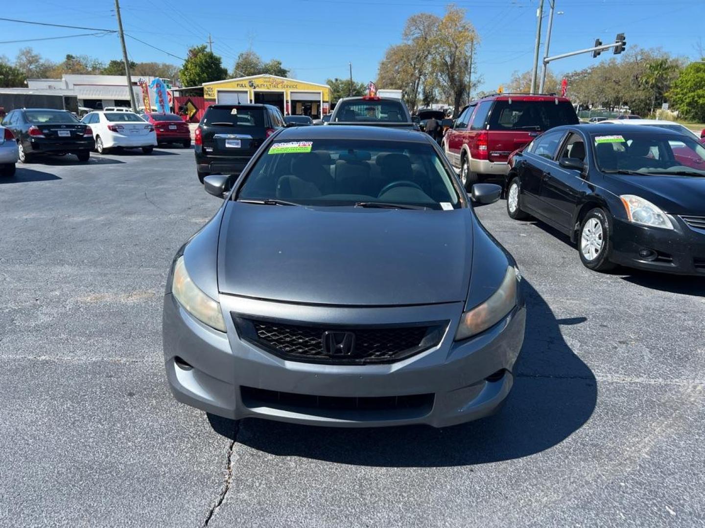 2009 GRAY HONDA ACCORD EX (1HGCS12759A) with an 2.4L engine, Automatic transmission, located at 2929 9th St. West, Bradenton, 34205, (941) 242-2810, 27.473591, -82.570679 - Photo#2