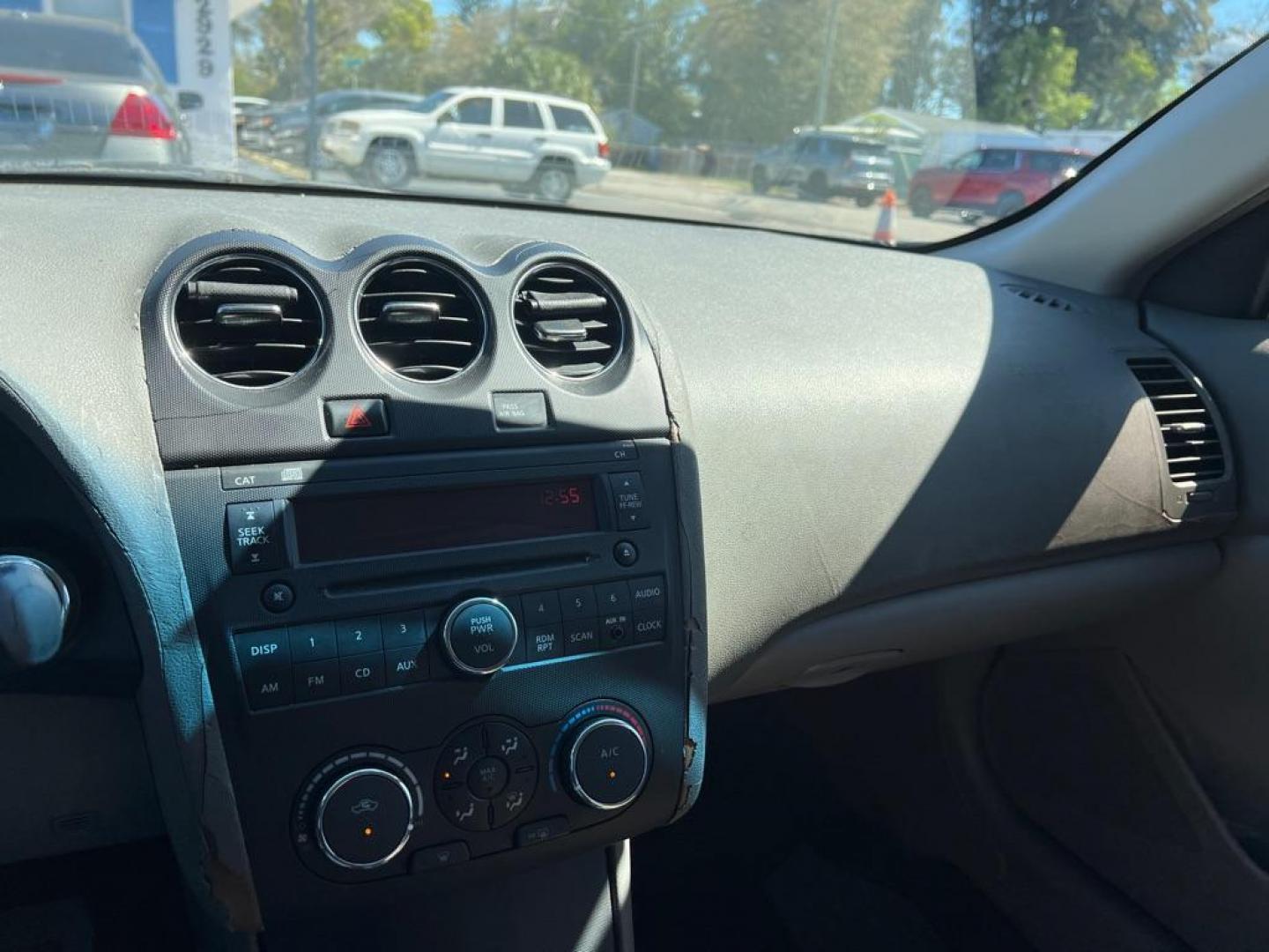 2010 GRAY NISSAN ALTIMA 2.5 S (1N4AL2AP3AC) with an 2.5L engine, Continuously Variable transmission, located at 2929 9th St. West, Bradenton, 34205, (941) 242-2810, 27.473591, -82.570679 - Photo#9