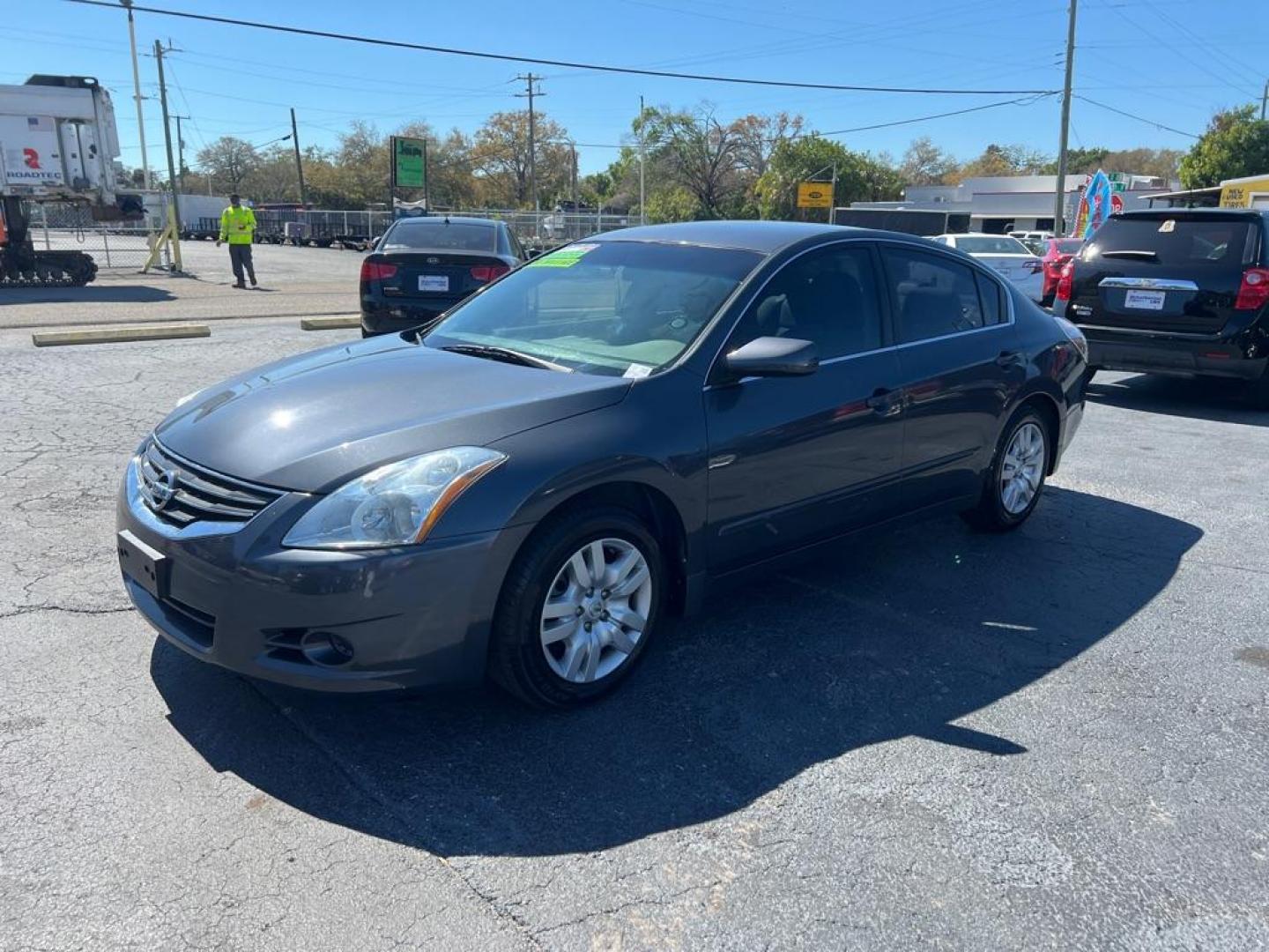 2010 GRAY NISSAN ALTIMA 2.5 S (1N4AL2AP3AC) with an 2.5L engine, Continuously Variable transmission, located at 2929 9th St. West, Bradenton, 34205, (941) 242-2810, 27.473591, -82.570679 - Photo#3