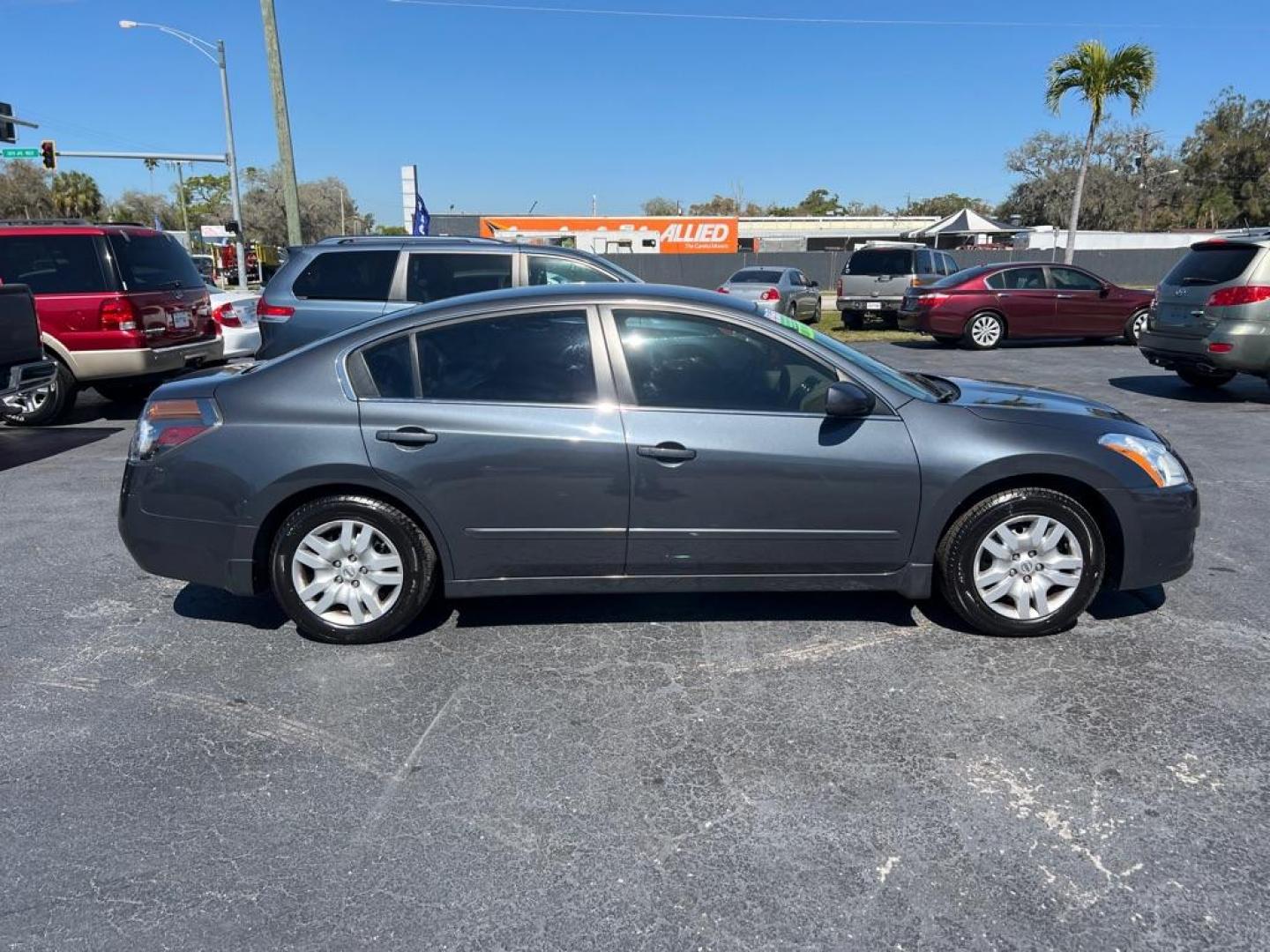 2010 GRAY NISSAN ALTIMA 2.5 S (1N4AL2AP3AC) with an 2.5L engine, Continuously Variable transmission, located at 2929 9th St. West, Bradenton, 34205, (941) 242-2810, 27.473591, -82.570679 - Photo#7