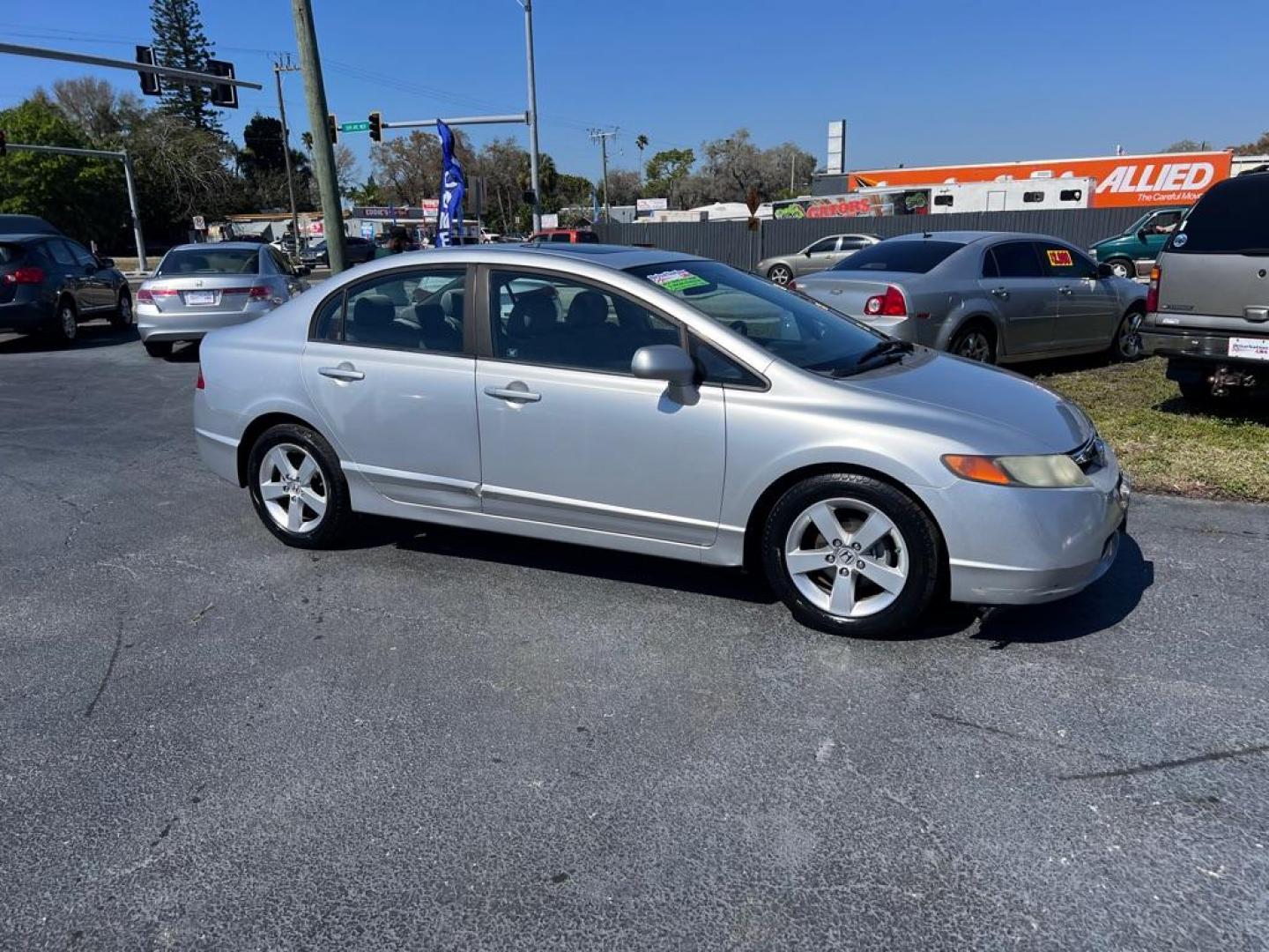 2008 SILVER HONDA CIVIC EX (1HGFA16898L) with an 1.8 engine, Automatic transmission, located at 2929 9th St. West, Bradenton, 34205, (941) 242-2810, 27.473591, -82.570679 - Photo#0