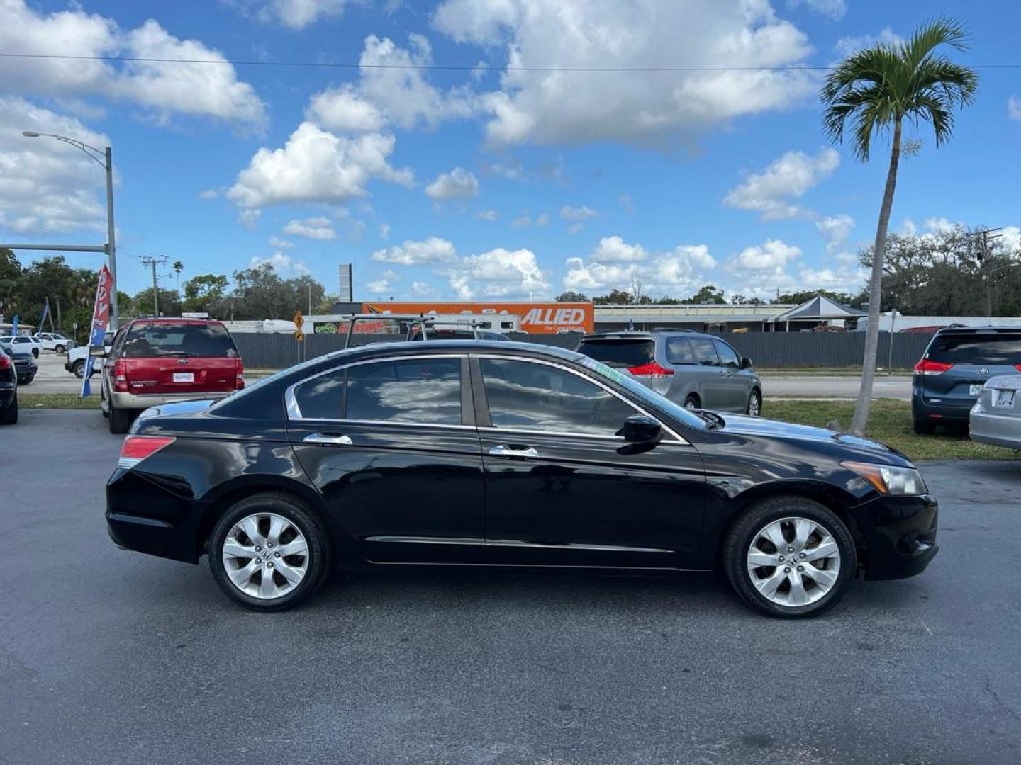 2012 BLACK HONDA ACCORD SE (1HGCP2F60CA) with an 2.4L engine, Automatic transmission, located at 2929 9th St. West, Bradenton, 34205, (941) 242-2810, 27.473591, -82.570679 - Photo#9