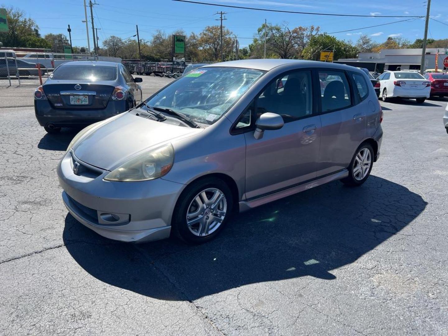 2007 GRAY HONDA FIT S (JHMGD38637S) with an 1.5L engine, Automatic transmission, located at 2929 9th St. West, Bradenton, 34205, (941) 242-2810, 27.473591, -82.570679 - Photo#3