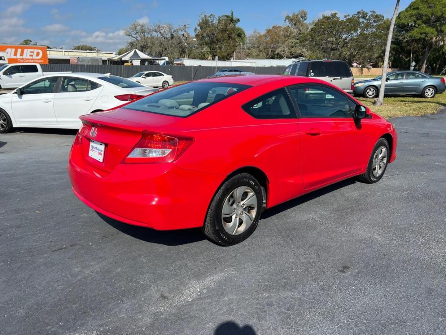 2013 RED HONDA CIVIC LX (2HGFG3B58DH) with an 1.8L engine, Automatic transmission, located at 2929 9th St. West, Bradenton, 34205, (941) 242-2810, 27.473591, -82.570679 - Thanks for inquring into DriveNation USA! All vehicles listed can be viewed at www.drivenationusa.com for vehicle history reports and additonal info. We cannot quote any terms such as down payments or monthly payments without an application. You can apply directly at www.drivenationusa.com or by con - Photo#6