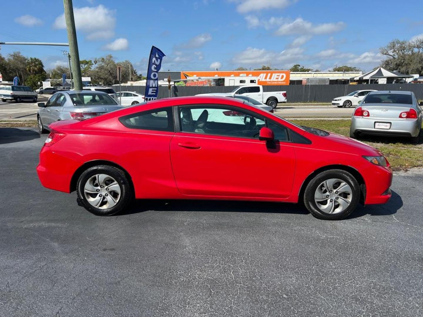 2013 RED HONDA CIVIC LX (2HGFG3B58DH) with an 1.8L engine, Automatic transmission, located at 2929 9th St. West, Bradenton, 34205, (941) 242-2810, 27.473591, -82.570679 - Thanks for inquring into DriveNation USA! All vehicles listed can be viewed at www.drivenationusa.com for vehicle history reports and additonal info. We cannot quote any terms such as down payments or monthly payments without an application. You can apply directly at www.drivenationusa.com or by con - Photo#7