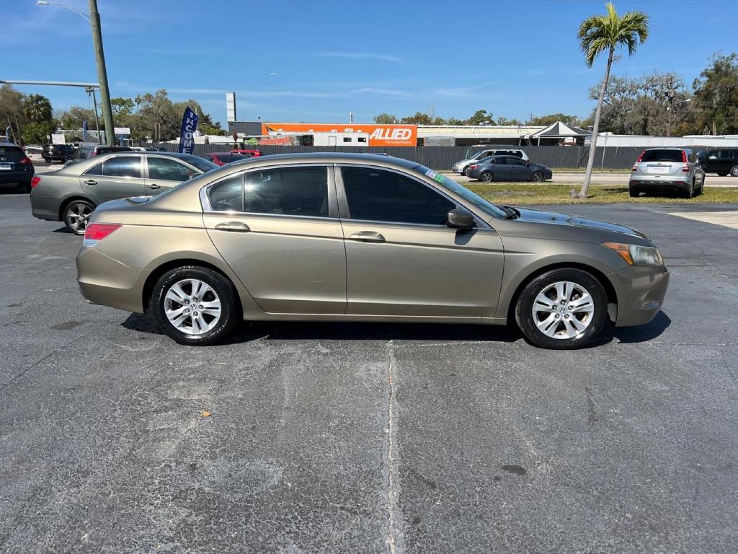 2009 TAN HONDA ACCORD LXP (1HGCP26449A) with an 2.4L engine, Automatic transmission, located at 2929 9th St. West, Bradenton, 34205, (941) 242-2810, 27.473591, -82.570679 - Photo#8