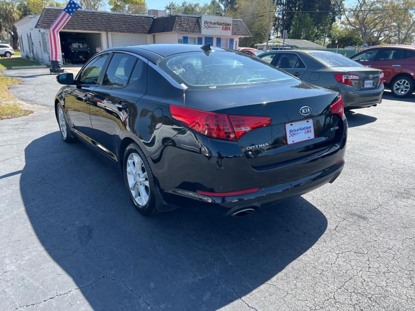 2012 BLACK KIA OPTIMA EX (5XXGN4A72CG) with an 2.4L engine, Automatic transmission, located at 2929 9th St. West, Bradenton, 34205, (941) 242-2810, 27.473591, -82.570679 - Photo#5