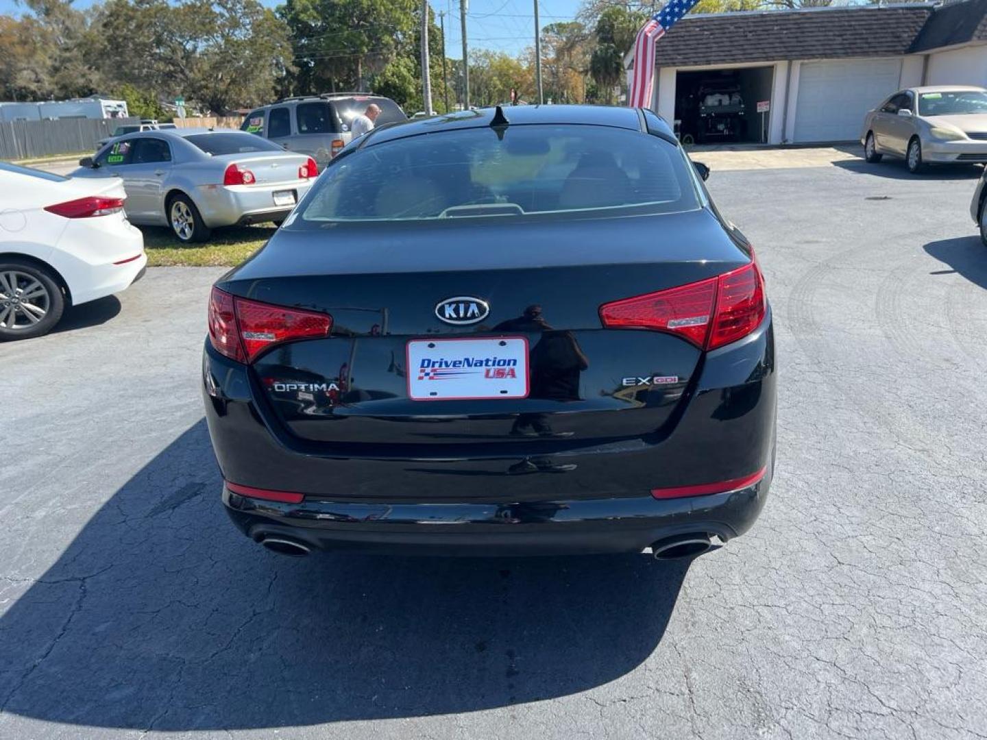 2012 BLACK KIA OPTIMA EX (5XXGN4A72CG) with an 2.4L engine, Automatic transmission, located at 2929 9th St. West, Bradenton, 34205, (941) 242-2810, 27.473591, -82.570679 - Photo#6