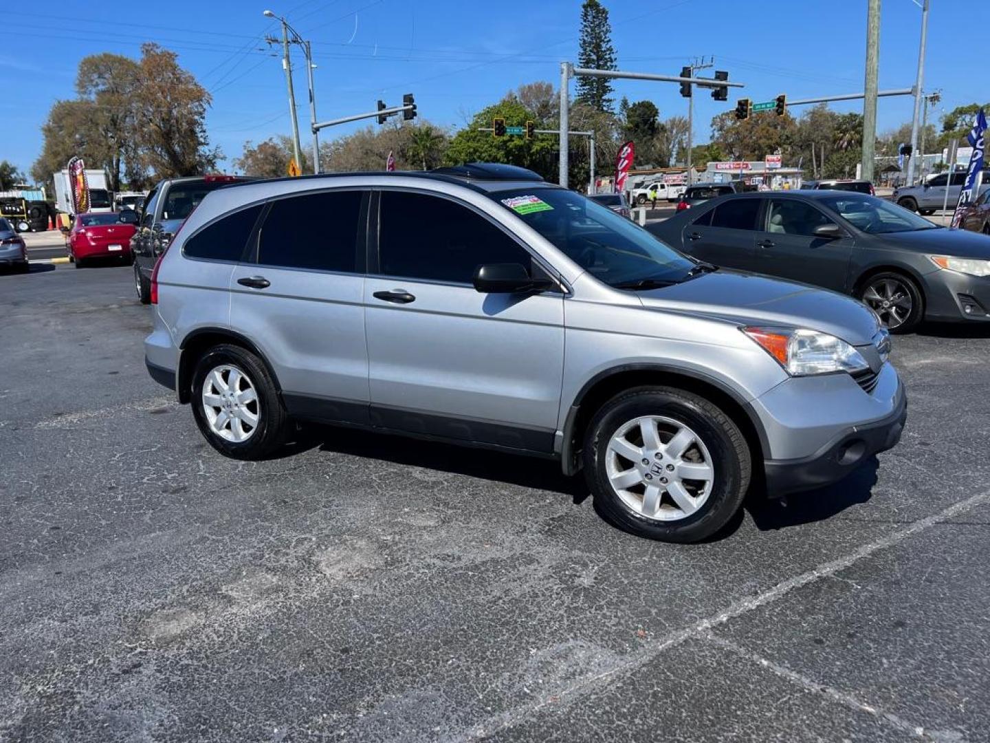 2009 SILVER HONDA CR-V EX (3CZRE38539G) with an 2.4L engine, Automatic transmission, located at 2929 9th St. West, Bradenton, 34205, (941) 242-2810, 27.473591, -82.570679 - Photo#0