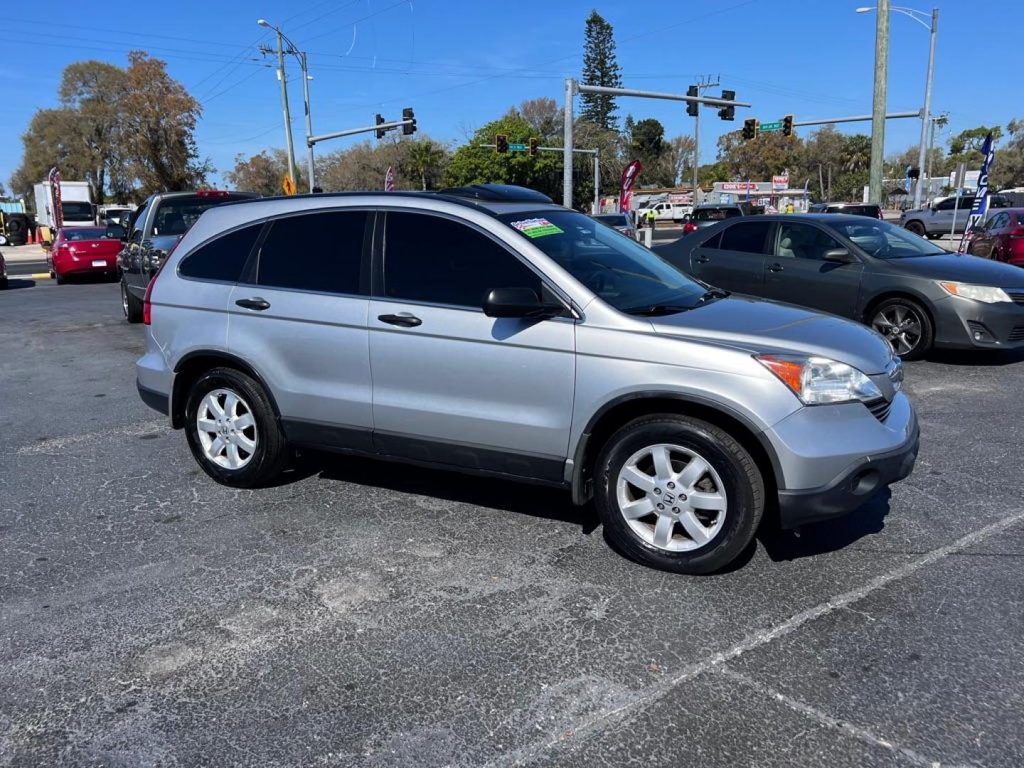 2009 SILVER HONDA CR-V EX (3CZRE38539G) with an 2.4L engine, Automatic transmission, located at 2929 9th St. West, Bradenton, 34205, (941) 242-2810, 27.473591, -82.570679 - Photo#1