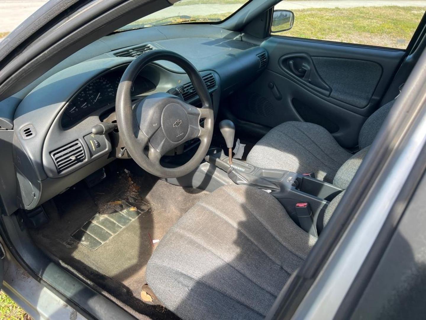 2004 SILVER CHEVROLET CAVALIER (1G1JC52F147) with an 2.2L engine, Automatic transmission, located at 2929 9th St. West, Bradenton, 34205, (941) 242-2810, 27.473591, -82.570679 - Photo#4