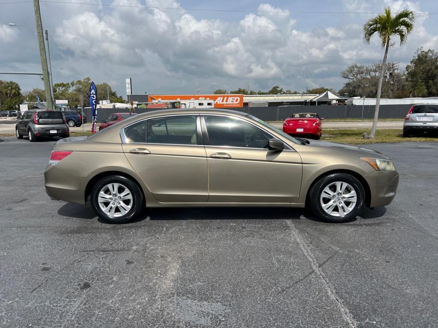 2008 TAN HONDA ACCORD LXP (1HGCP26428A) with an 2.4L engine, Automatic transmission, located at 2929 9th St. West, Bradenton, 34205, (941) 242-2810, 27.473591, -82.570679 - Photo#9