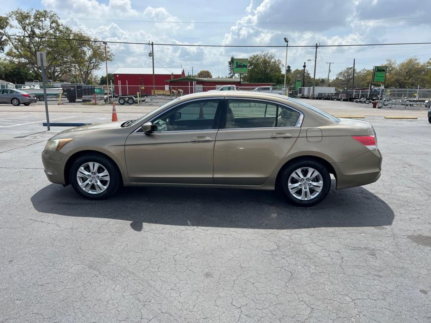 2008 TAN HONDA ACCORD LXP (1HGCP26428A) with an 2.4L engine, Automatic transmission, located at 2929 9th St. West, Bradenton, 34205, (941) 242-2810, 27.473591, -82.570679 - Photo#5