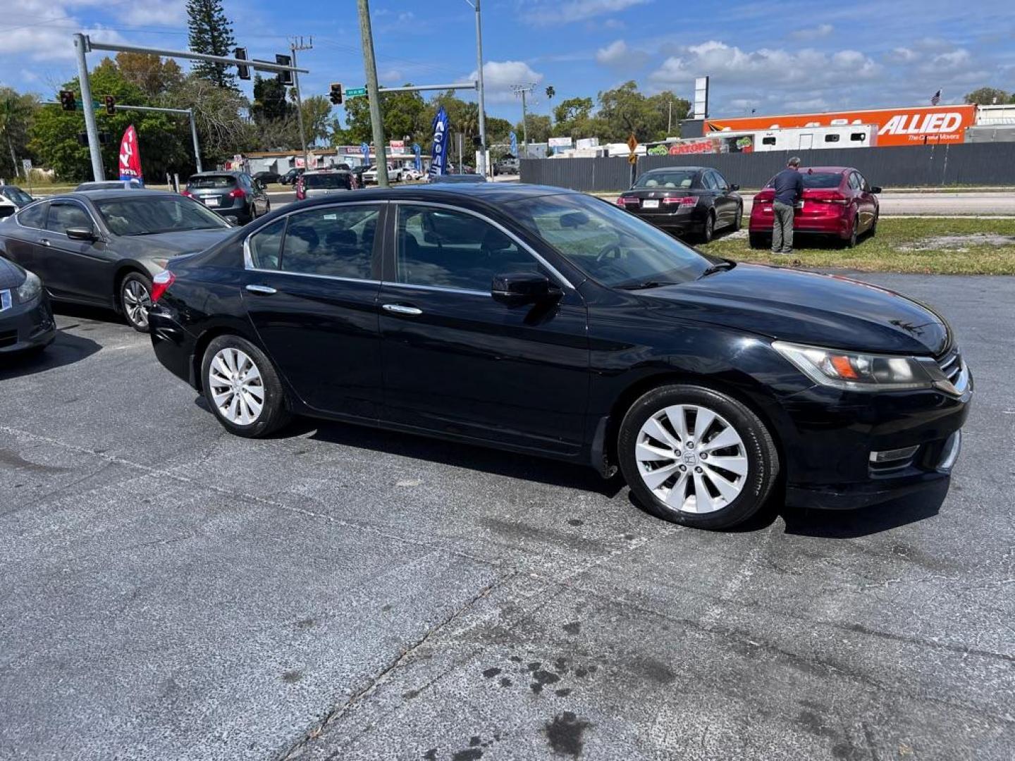 2013 BLACK HONDA ACCORD EX (1HGCR2F78DA) with an 2.4L engine, Continuously Variable transmission, located at 2929 9th St. West, Bradenton, 34205, (941) 242-2810, 27.473591, -82.570679 - Photo#1