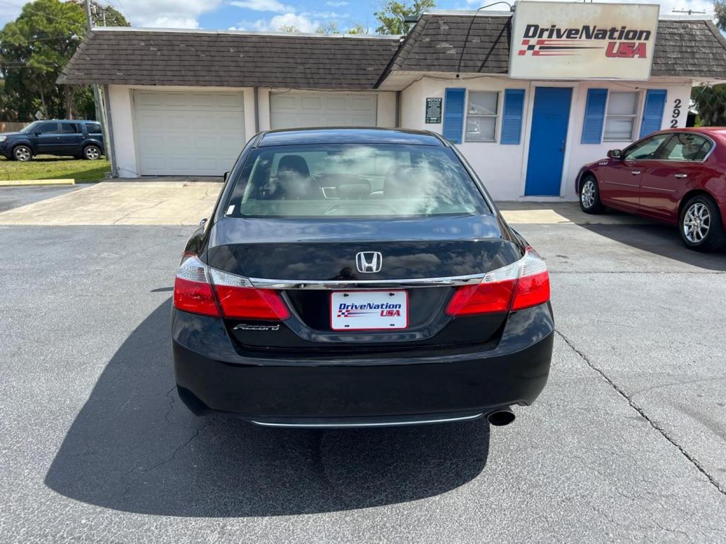 2013 BLACK HONDA ACCORD EX (1HGCR2F78DA) with an 2.4L engine, Continuously Variable transmission, located at 2929 9th St. West, Bradenton, 34205, (941) 242-2810, 27.473591, -82.570679 - Photo#6