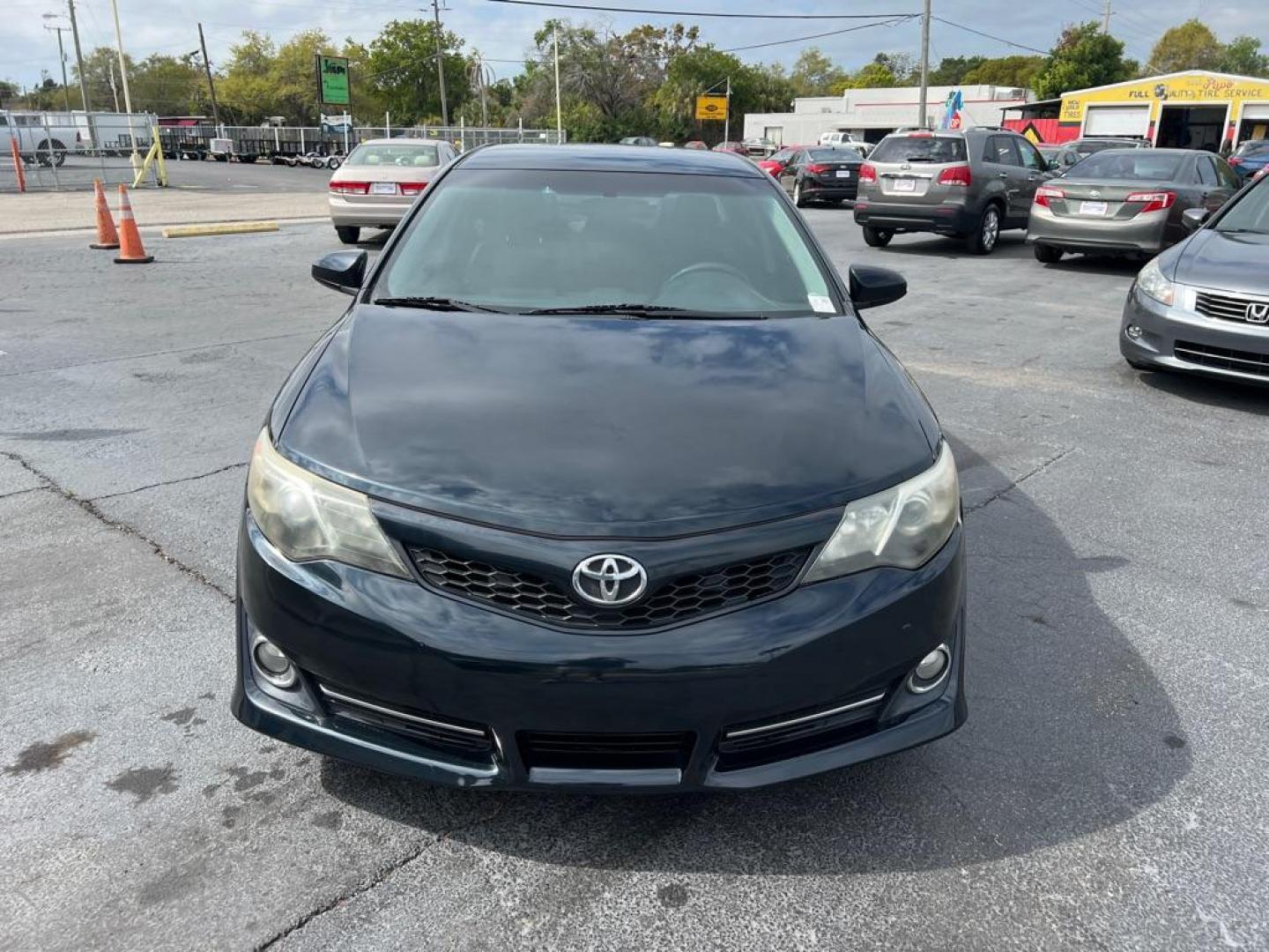 2014 BLUE TOYOTA CAMRY L (4T1BF1FK7EU) with an 2.5L engine, Automatic transmission, located at 2929 9th St. West, Bradenton, 34205, (941) 242-2810, 27.473591, -82.570679 - Photo#2