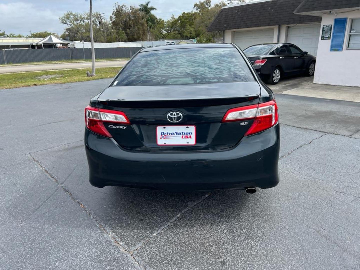 2014 BLUE TOYOTA CAMRY L (4T1BF1FK7EU) with an 2.5L engine, Automatic transmission, located at 2929 9th St. West, Bradenton, 34205, (941) 242-2810, 27.473591, -82.570679 - Photo#6