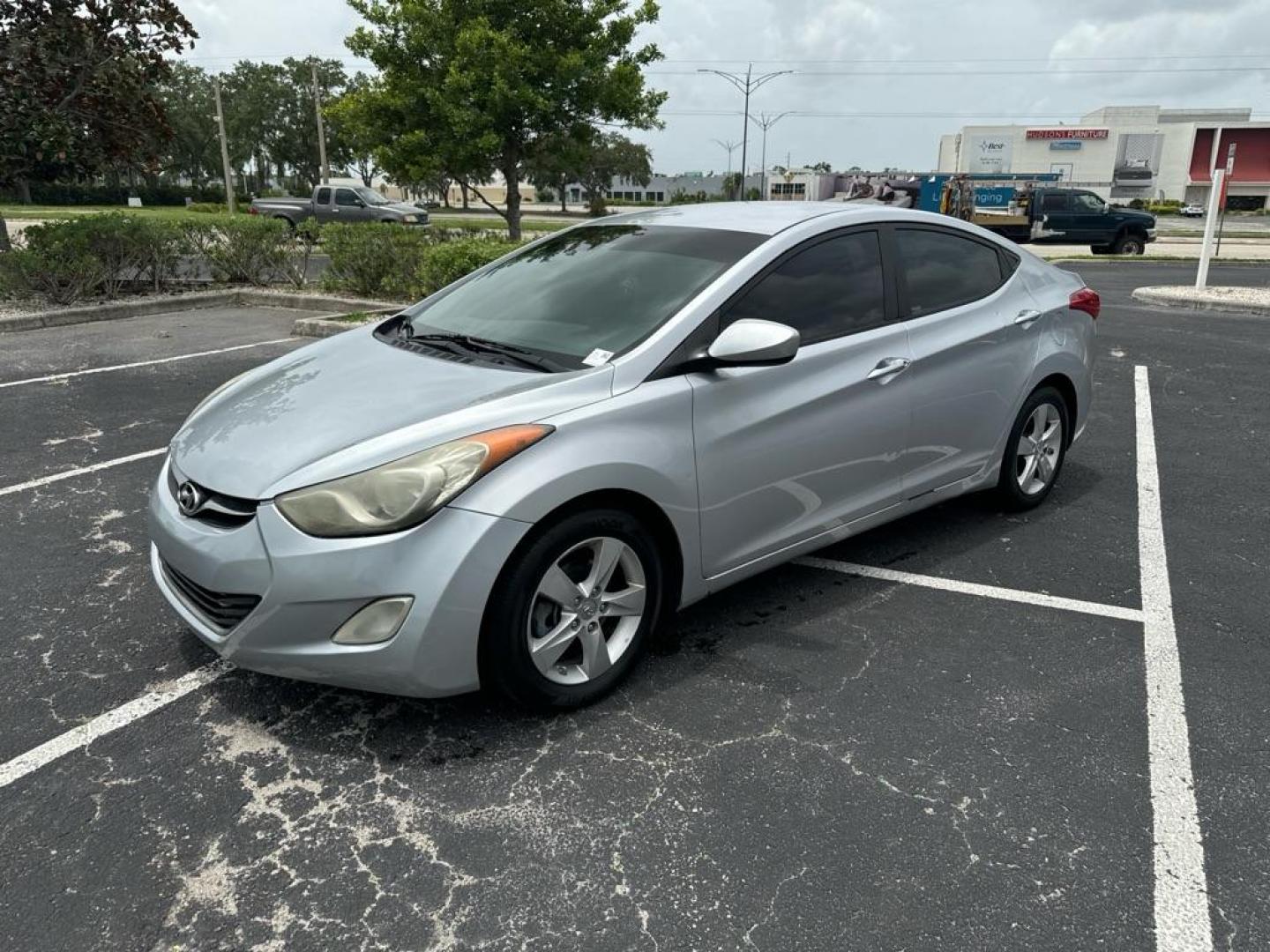 2013 SILVER HYUNDAI ELANTRA GLS (5NPDH4AE9DH) with an 1.8L engine, Automatic transmission, located at 2929 9th St. West, Bradenton, 34205, (941) 242-2810, 27.473591, -82.570679 - Thanks for inquring into DriveNation USA! All vehicles listed can be viewed at www.drivenationusa.com for vehicle history reports and additonal info. We cannot quote any terms such as down payments or monthly payments without an application. You can apply directly at www.drivenationusa.com or by con - Photo#3