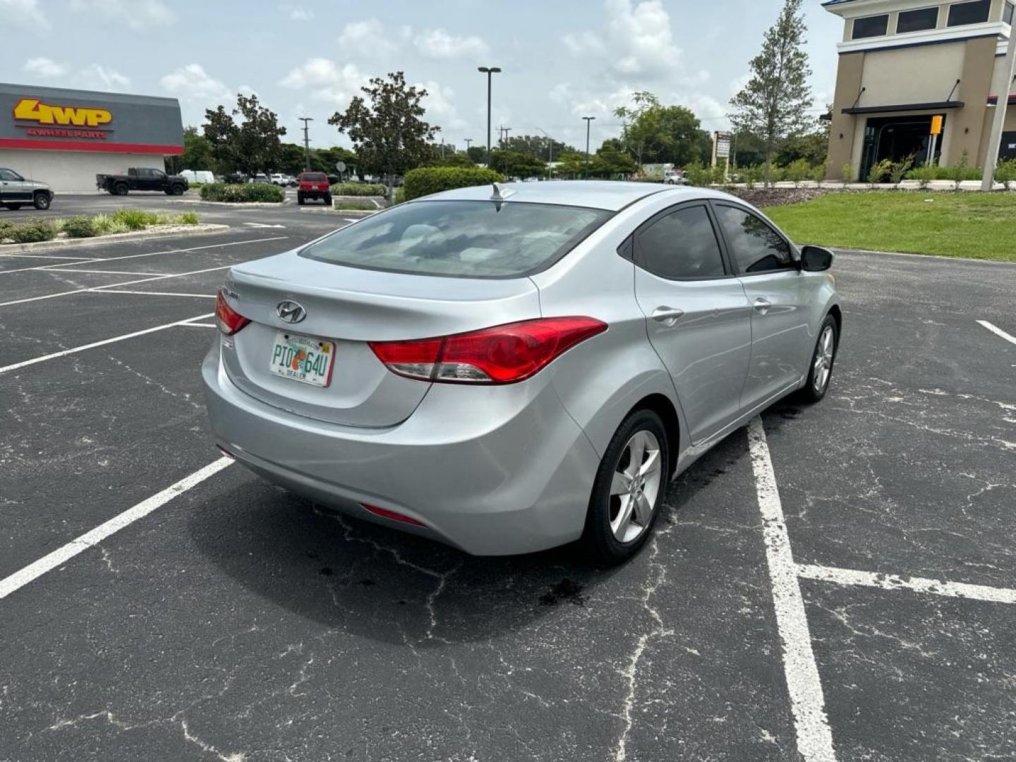 2013 SILVER HYUNDAI ELANTRA GLS (5NPDH4AE9DH) with an 1.8L engine, Automatic transmission, located at 2929 9th St. West, Bradenton, 34205, (941) 242-2810, 27.473591, -82.570679 - Thanks for inquring into DriveNation USA! All vehicles listed can be viewed at www.drivenationusa.com for vehicle history reports and additonal info. We cannot quote any terms such as down payments or monthly payments without an application. You can apply directly at www.drivenationusa.com or by con - Photo#5