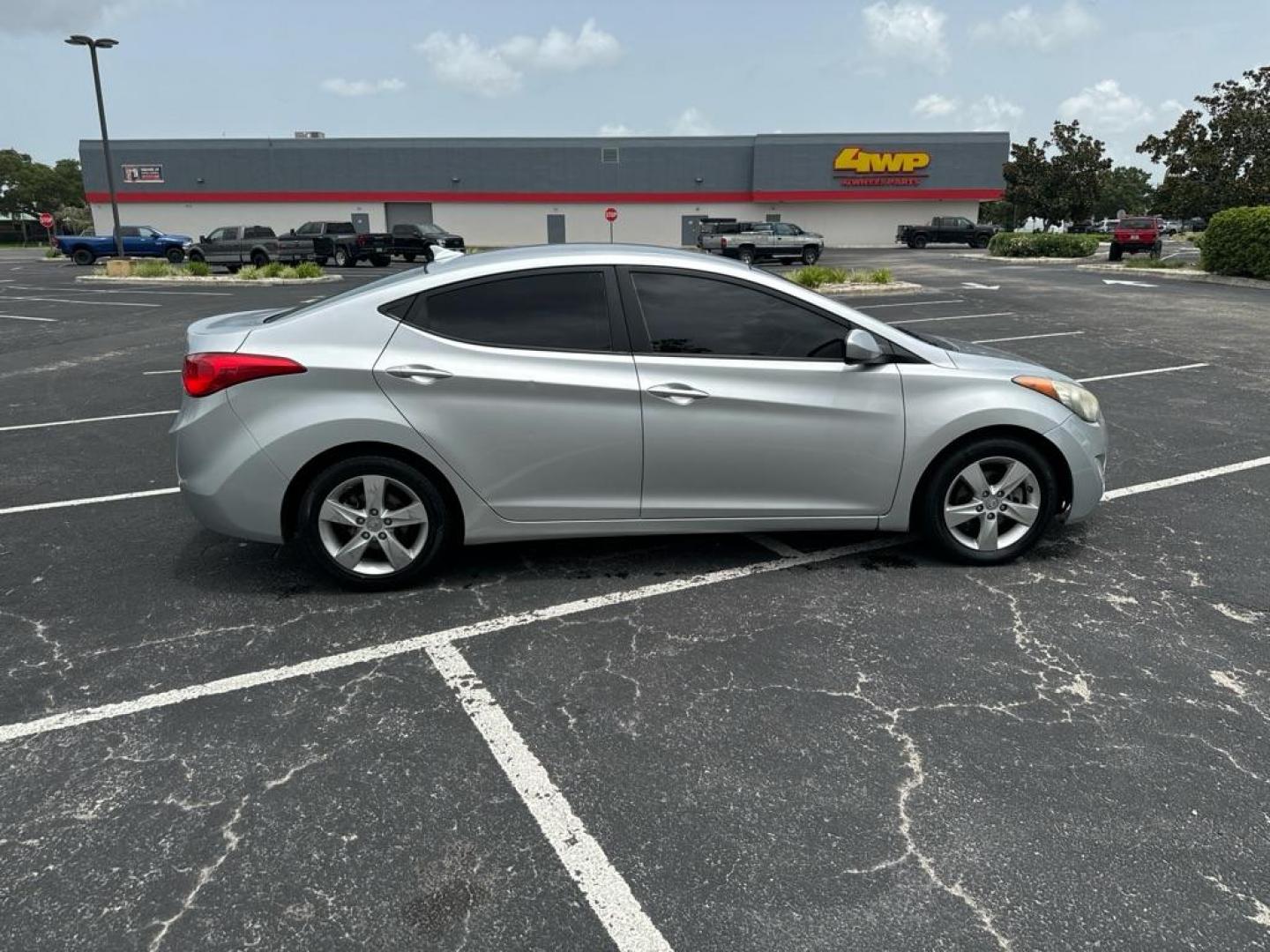 2013 SILVER HYUNDAI ELANTRA GLS (5NPDH4AE9DH) with an 1.8L engine, Automatic transmission, located at 2929 9th St. West, Bradenton, 34205, (941) 242-2810, 27.473591, -82.570679 - Thanks for inquring into DriveNation USA! All vehicles listed can be viewed at www.drivenationusa.com for vehicle history reports and additonal info. We cannot quote any terms such as down payments or monthly payments without an application. You can apply directly at www.drivenationusa.com or by con - Photo#6