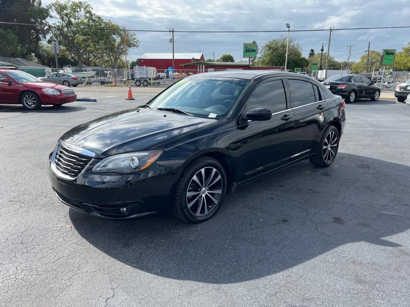 2013 BLACK CHRYSLER 200 TOURING (1C3CCBBB3DN) with an 2.4L engine, Automatic transmission, located at 2929 9th St. West, Bradenton, 34205, (941) 242-2810, 27.473591, -82.570679 - Photo#4