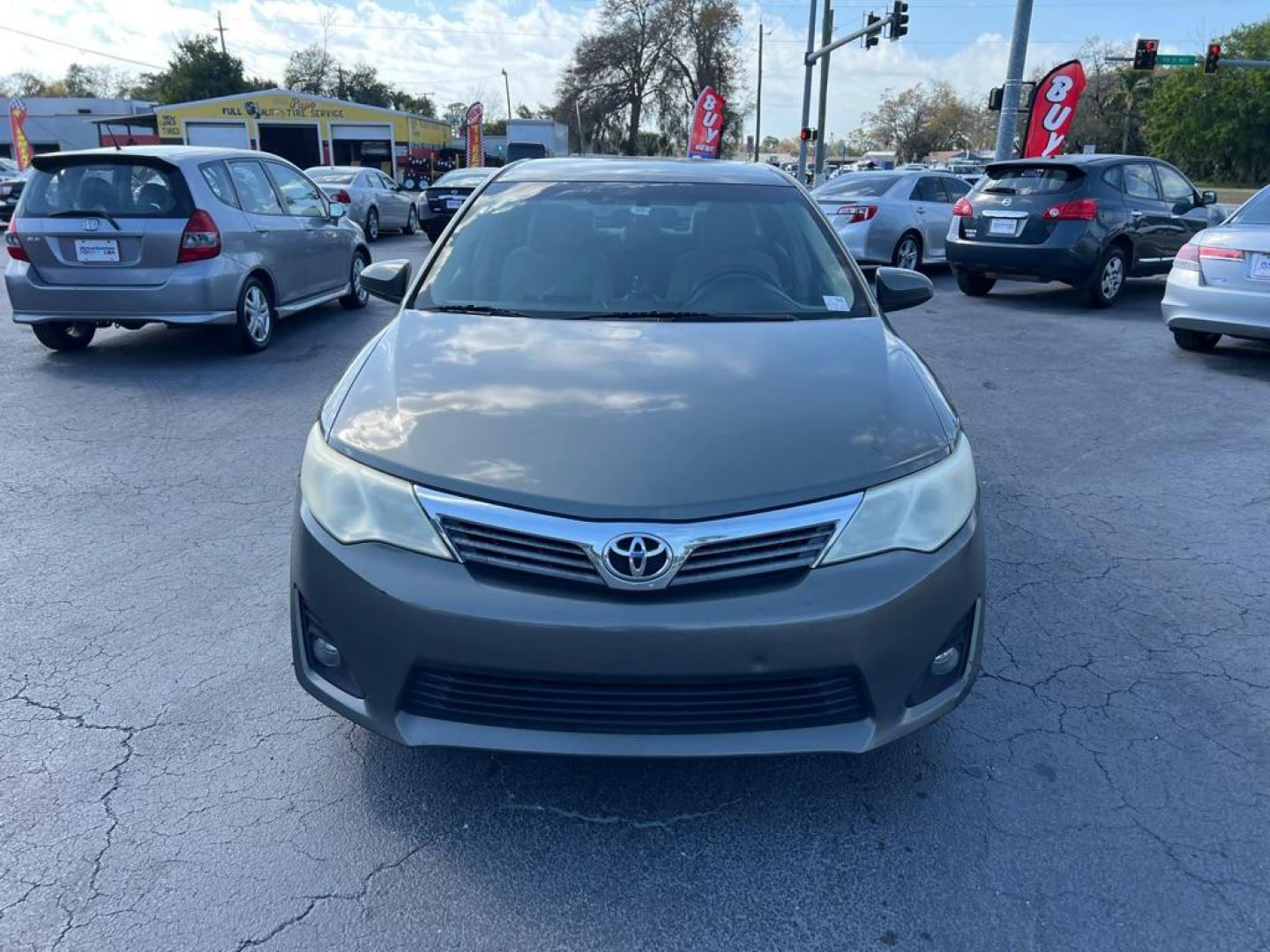 2012 GRAY TOYOTA CAMRY SE (4T1BF1FK3CU) with an 2.5L engine, Automatic transmission, located at 2929 9th St. West, Bradenton, 34205, (941) 242-2810, 27.473591, -82.570679 - Photo#2