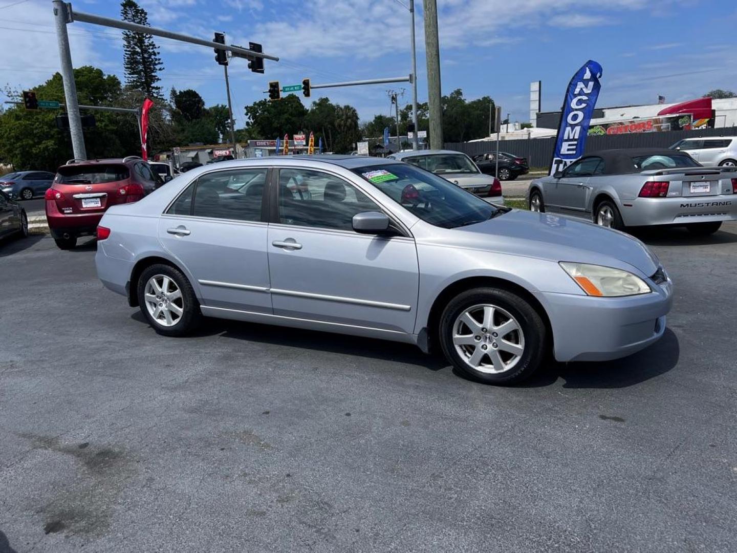 2005 SILVER HONDA ACCORD EX (1HGCM66525A) with an 3.0L engine, Automatic transmission, located at 2929 9th St. West, Bradenton, 34205, (941) 242-2810, 27.473591, -82.570679 - Photo#1