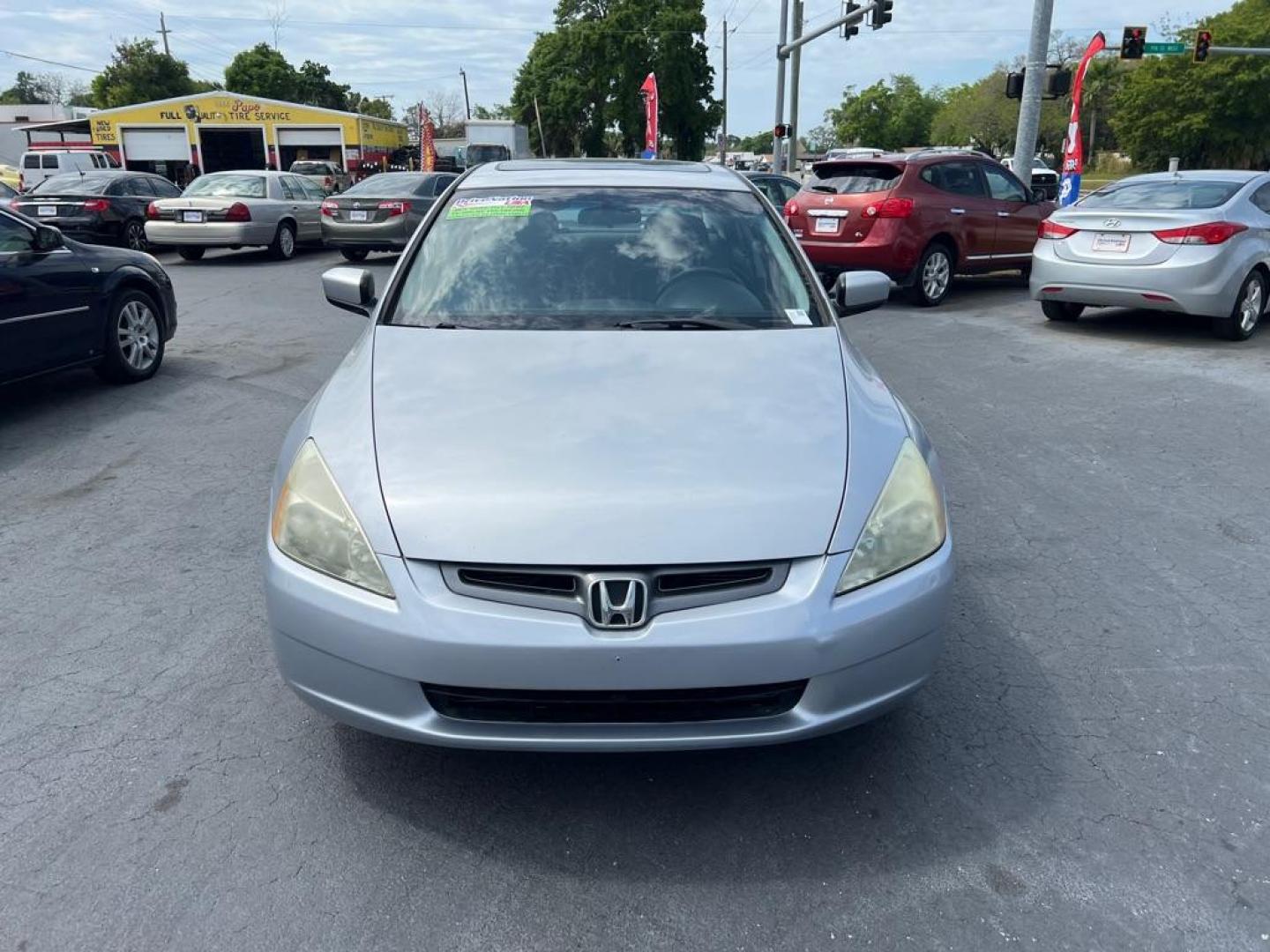 2005 SILVER HONDA ACCORD EX (1HGCM66525A) with an 3.0L engine, Automatic transmission, located at 2929 9th St. West, Bradenton, 34205, (941) 242-2810, 27.473591, -82.570679 - Photo#2