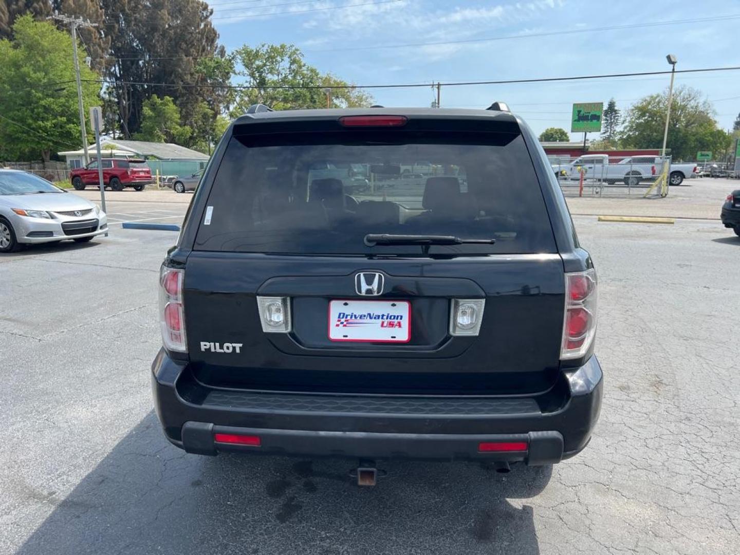 2006 BLACK HONDA PILOT EX (5FNYF286X6B) with an 3.5L engine, Automatic transmission, located at 2929 9th St. West, Bradenton, 34205, (941) 242-2810, 27.473591, -82.570679 - Photo#3