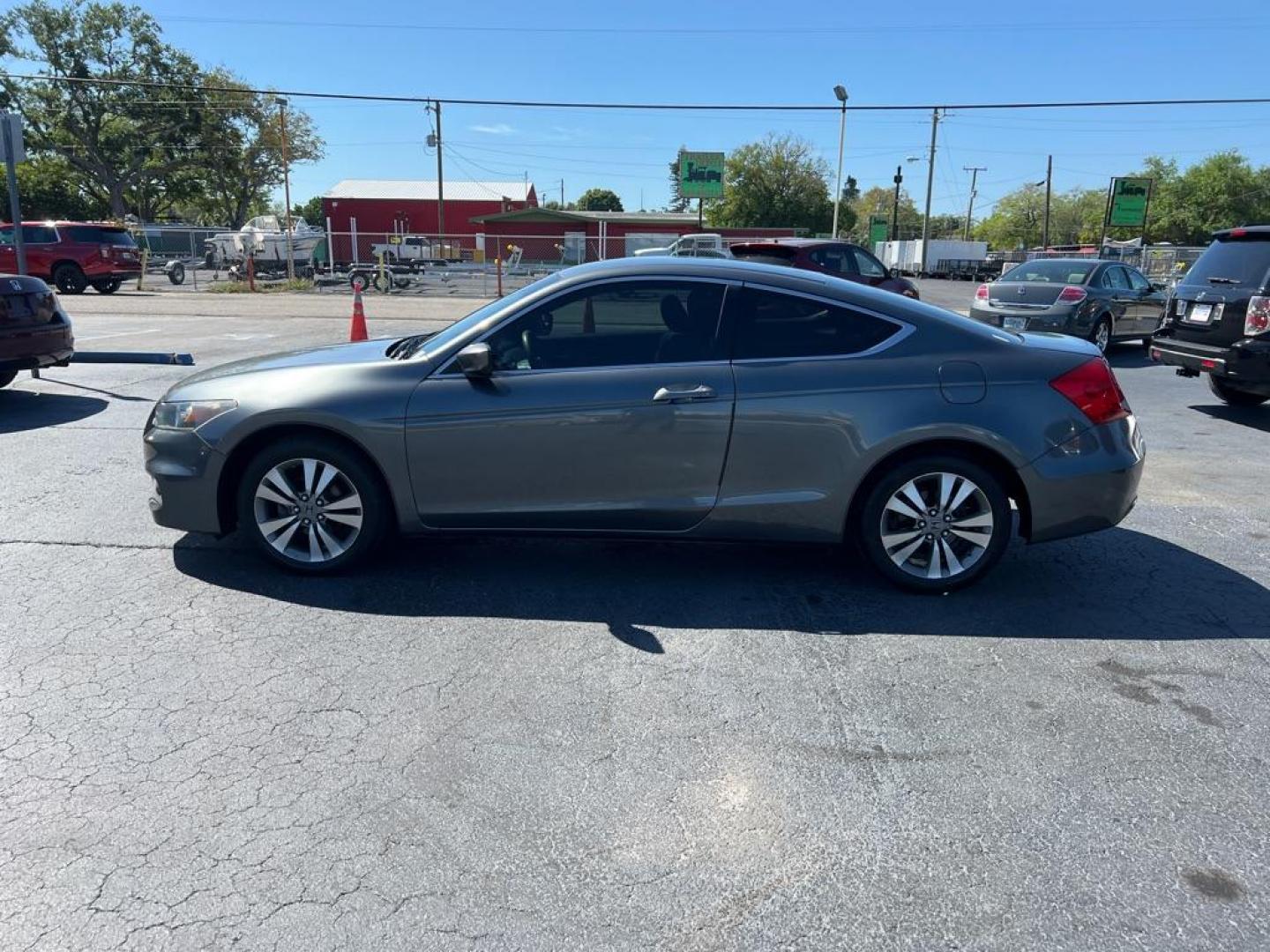 2011 GRAY HONDA ACCORD LX-S (1HGCS1B3XBA) with an 2.4L engine, Automatic transmission, located at 2929 9th St. West, Bradenton, 34205, (941) 242-2810, 27.473591, -82.570679 - Photo#5